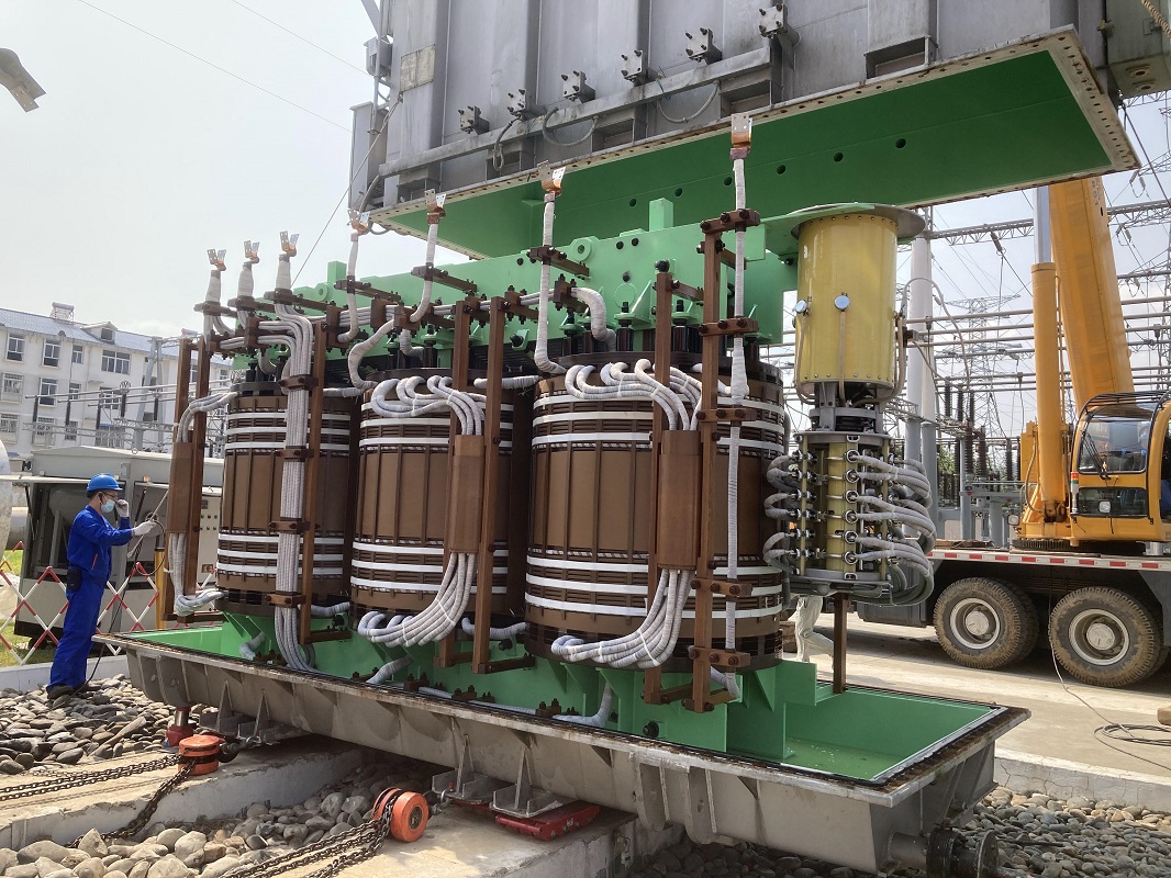 湖北潘家岩站主变大修